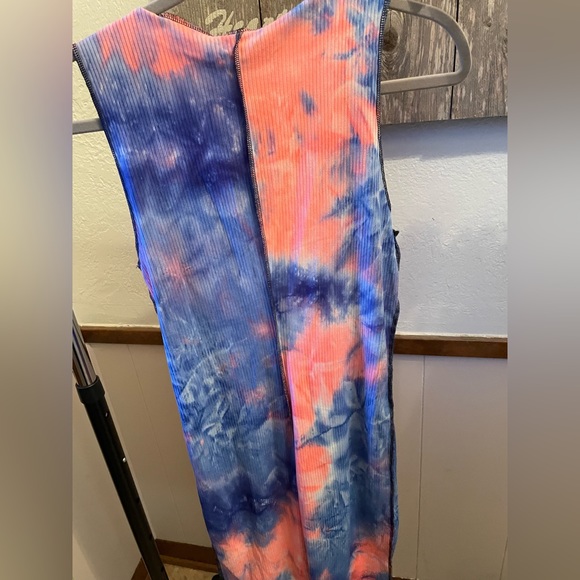 Tie dye romper, pink/blue, ribbed material. NWT - Picture 3 of 4